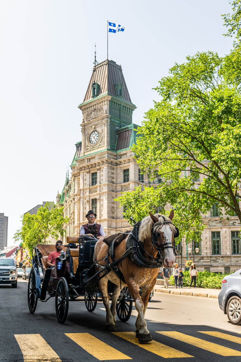 Quebec080425