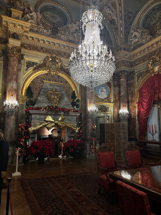 NewportMansion120326